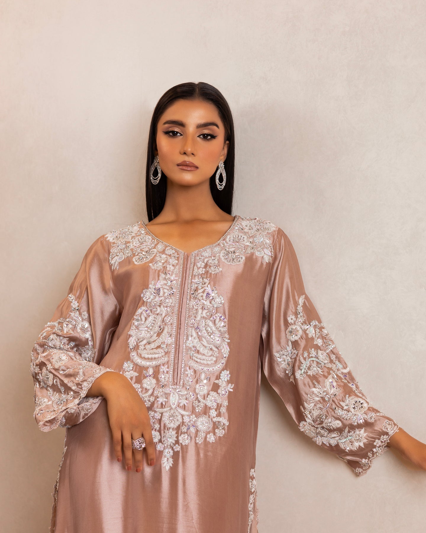 Atiya Irfan -EE-03. Designerstudioofficial